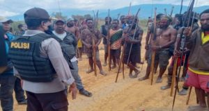 Konflik Antar Desa, Warga Jayawijaya Minta Izin Perang Tiga Hari kepada Polisi