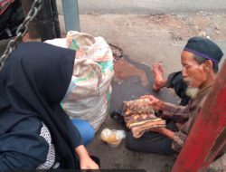 Klinik Zakat Indonesia Berbagi Berkah untuk Para Pemulung di Jakarta